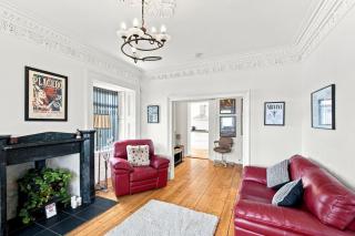 West Beach Cottage - Large Garden and Tay Views - 1