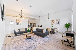 Suburban Haven Stylish Loft - 0