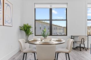 Suburban Haven Stylish Loft - 2