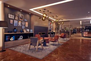 DoubleTree by Hilton Hannover Schweizerhof - 5