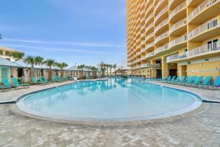 Luxury Calypso Tower 3! Free Beach Chair Service for 4! by Dolce Vita Getaways PCB - 7