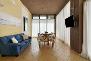 Loredana's House - 8