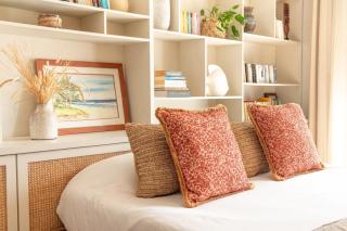 Luxury Beachfront Villa Private Pool & Beach - 3