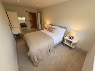 Long Ashton Terrace Apartment | Sleeps 4 - 7