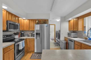PET FRIENDLY - SAUNA - FREE EV - Near Jim Thorpe, Kalahari & Camelback - 1