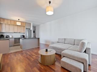 Glyfada Penthouse with View - 4