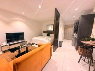 Executive studio at the Lennox AirportResidential - 0