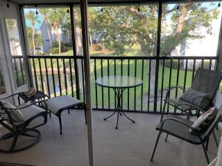 Spacious Water View 2nd Floor Unit 5 Minute Walk to Siesta Beach - 8