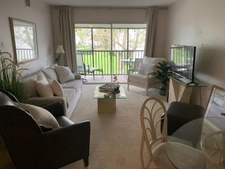 Spacious Water View 2nd Floor Unit 5 Minute Walk to Siesta Beach - 7