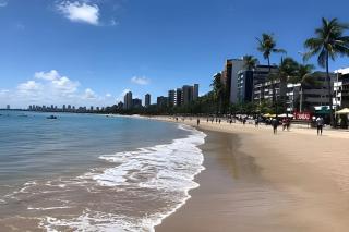 (501) Apt 2Q/a 100 metros da praia , área de lazer - 7