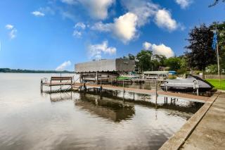 Long Lake Extended Stay Furnished Waterfront Home - 9
