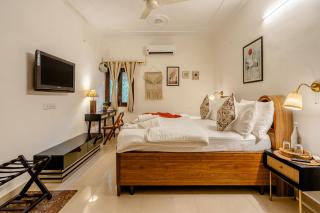 Park-Facing Cozy 3BHK in Saket, near Select CityWalk - 7