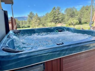 Pikes Peak Views + 6acre + Hot Tub + min to USAFA - 9