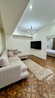 Stylish 1BR Apartment in Central Bishkek - 7