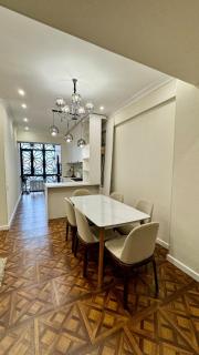 Stylish 1BR Apartment in Central Bishkek - 4