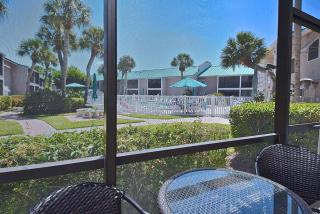 Spacious 1 BR1 Bath, Renovated Ground Floor Unit, 03 mile to Siesta Beach - 3