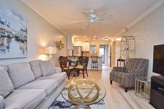 Renovated 2BR2 Bath, ground floor, washerdryer 03 Mile Walk to Siesta Beach - 0