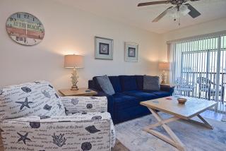 Short 03 Mile Walk to #1 Siesta Beach, Heated Pool, Wifi, Covered Parking - 9