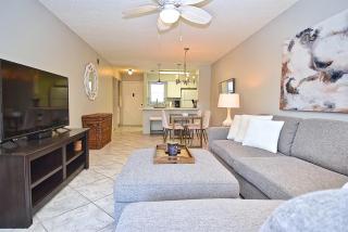 Updated 2BR2Bath, 03 Mile Walk to Siesta Beach - 7
