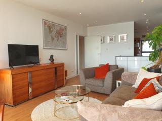 Glasgow City Apartment - 7