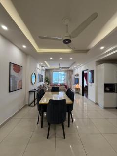 2 Bedrooms Apartment With Balcony & Mountain Views Facing Centaurus Mall Islamabad - 2