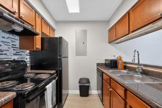Cozy Furnished Townhome with Modern Comforts - 8