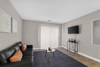 Comfortable Furnished Home - 9