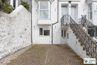St Ives Stay just 4 min walk to the harbour - 3
