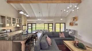Luxury Golf Villa - 3
