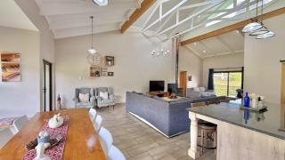Luxury Golf Villa - 2