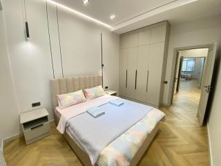Venice Central Apartment l Heart of Bishkek - 9