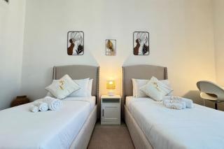 Al Raha 2BR Haven - Elegant Luxury Escape - 1