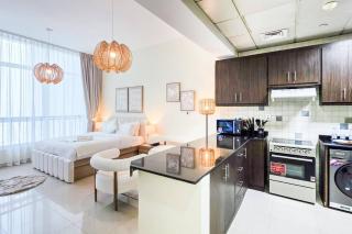 Elegant Studio - Serene Urban Retreat - 1