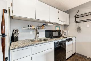 River View Condo- Edge of Downtown - Bend - 2