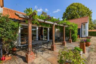 Old Hall Cottages by Leap Escapes - 9