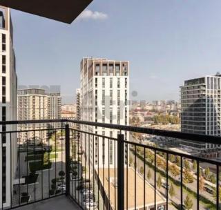 Sleek City Flat - 2