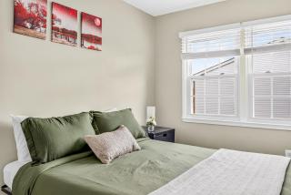 Spacious Townhome Near DC & Quantico 4 Beds family friendly, outlet mall shopping - 7