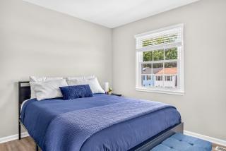 Spacious Townhome Near DC & Quantico 4 Beds family friendly, outlet mall shopping - 4