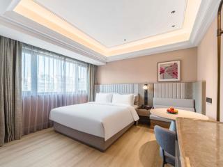 Mercure Qingdao May Fourth Square - 4