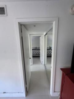 Steps to Beach Luxury 2BR Condo Pool & Gym Sleeps 8 - 1