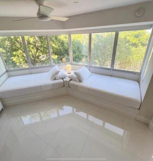 Steps to Beach Luxury 2BR Condo Pool & Gym Sleeps 8 - 5