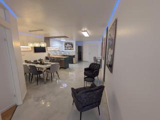 Old Town in Munich at Marienplatz with 3 Bedrooms - 9
