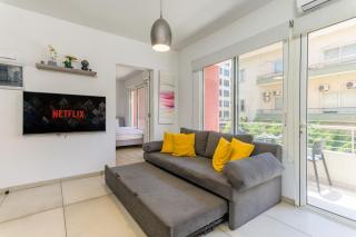 2 Bedroom apartment in Badaro - 9