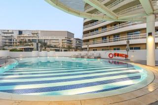 Desert Key Luxury Apt with Seaview, Saadiyat Island - 5