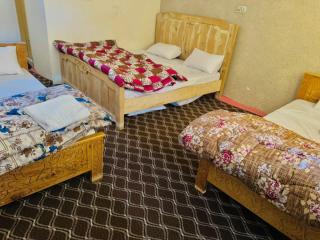 Fakhr Punjab sayam shanwari hotel chilas - 5