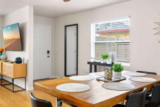NEW - 3BD Cozy Suite - 4