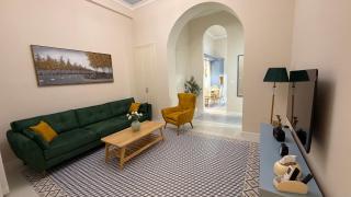 Nicola House - 5