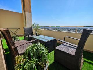 Gold crest mall residence - Luxury Apartments by Alvis Suite - DHA Phase 4 - 1