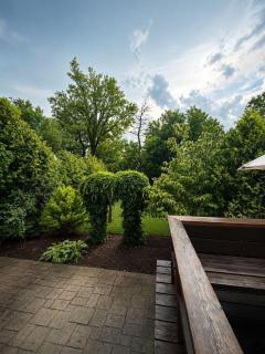 Spacious 3BR Home Parking Great Location - 3