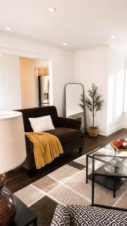 Spacious 3BR Home Parking Great Location - 2